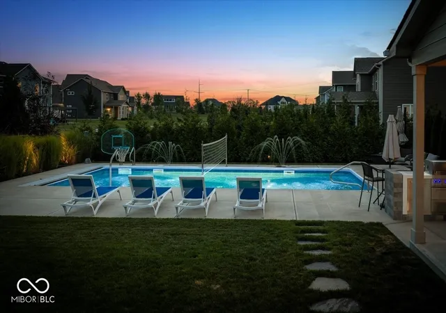 Photo 2 of Sale Pending at 4751 Stanton Ct, Zionsville, IN 46077 | MLS# 22126525 | Listing updated on 2026-09-22
