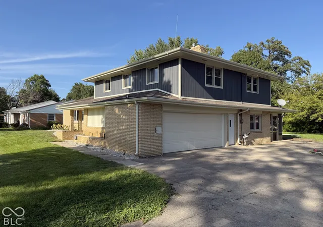 Photo 2 of Single family home for sale at 6610 Rosalind Ln, Anderson, IN 46013 | MLS# 22126537 | Listing updated on 2026-09-24