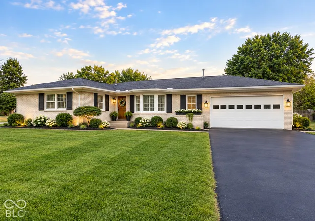 Photo 1 of Single family home for sale at 1000 N East St, Greensburg, IN 47240 | MLS# 22126546 | Listing updated on 2026-10-05