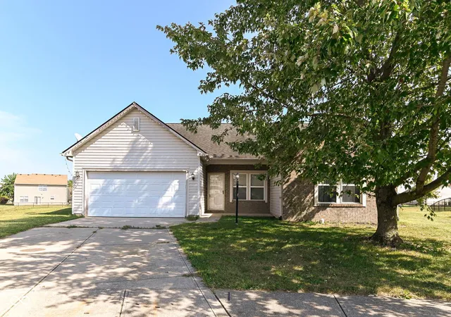 Photo 1 of Single family home for sale at 9545 Lorton Cir, Indianapolis, IN 46239 | MLS# 22126552 | Listing updated on 2026-09-18