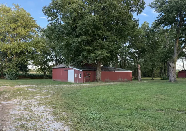 Photo 3 of Single family home for sale at 3789 S County Rd 800 W, Frankfort, IN 46041 | MLS# 22126556 | Listing updated on 2026-09-20