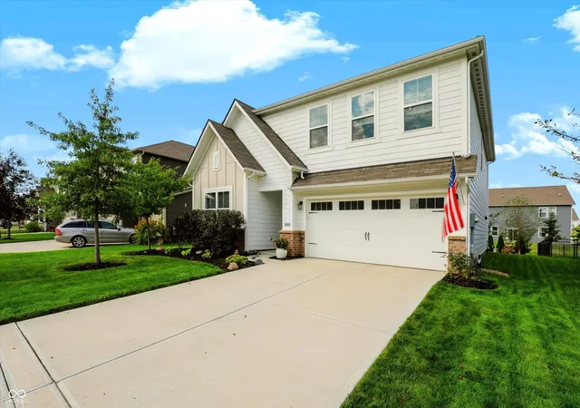 Photo 3 of Single family home for sale at 20008 Fenside Xing, Westfield, IN 46074 | MLS# 22126574 | Listing updated on 2026-09-25