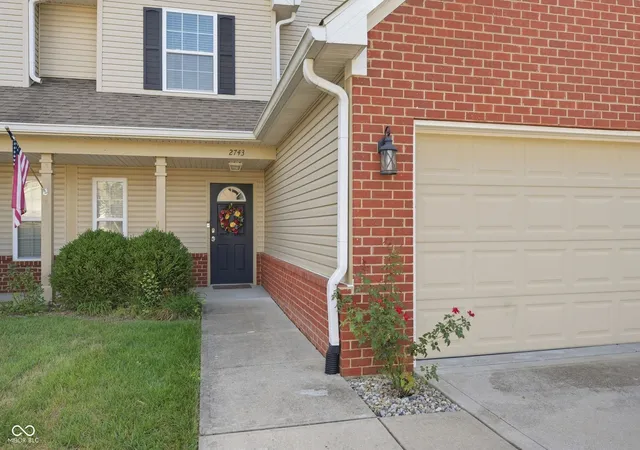 Photo 3 of Townhouse for sale at 2743 Rylee Ct, Greenwood, IN 46143 | MLS# 22126585 | Listing updated on 2026-10-10