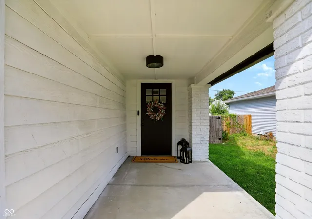 Photo 3 of Single family home for sale at 1222 Harlan St, Indianapolis, IN 46203 | MLS# 22126590 | Listing updated on 2026-09-29