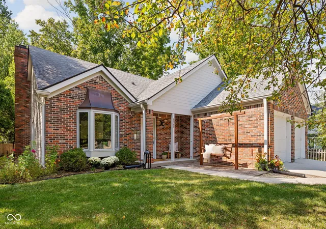 Photo 1 of Sale Pending at 8362 La Habra Ln, Indianapolis, IN 46236 | MLS# 22126620 | Listing updated on 2026-09-21