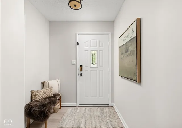 Photo 4 of Sale Pending at 8362 La Habra Ln, Indianapolis, IN 46236 | MLS# 22126620 | Listing updated on 2026-09-21
