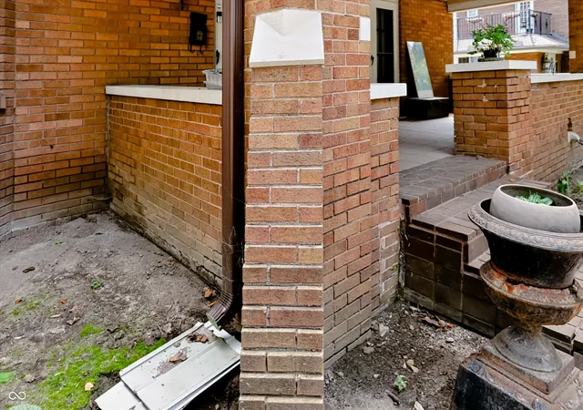 Photo 4 of Single family home for sale at 4721 N Capitol Ave, Indianapolis, IN 46208 | MLS# 22126644 | Listing updated on 2026-09-21