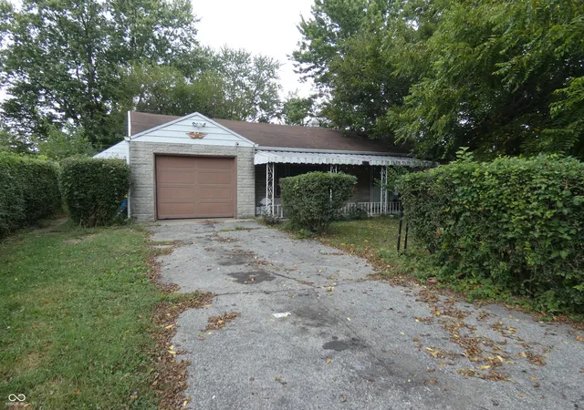 Photo 1 of Single family home for sale at 2338 Magnolia Pl, Indianapolis, IN 46219 | MLS# 22126663 | Listing updated on 2026-09-23