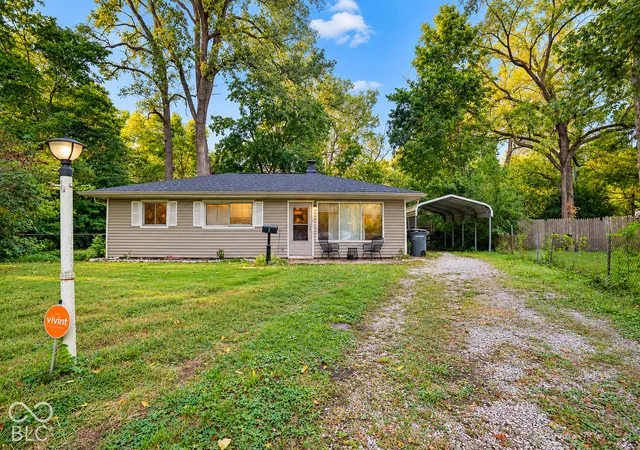 Photo 1 of Single family home for sale at 7 Manti Ct, Indianapolis, IN 46222 | MLS# 22126676 | Listing updated on 2026-10-06