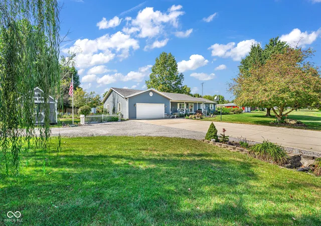 Photo 1 of Sale Pending at 1959 Chigger Holw W Dr, Crawfordsville, IN 47933 | MLS# 22126684 | Listing updated on 2026-09-23