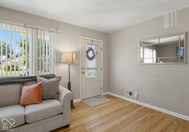 Photo 4 of Single family home for sale at 415 N 11th Avenue, Beech Grove, IN 46107 | MLS# 22126692 | Listing updated on 2026-09-30