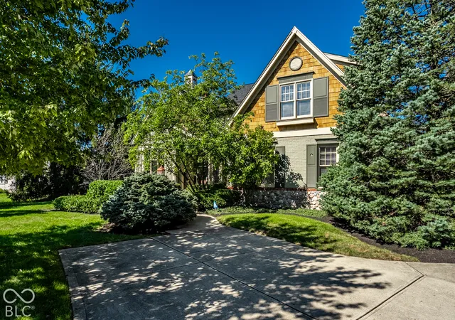 Photo 4 of Single family home for sale at 12378 Hyacinth Way, Carmel, IN 46032 | MLS# 22126694 | Listing updated on 2026-10-08