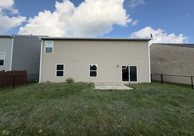 Photo 4 of Sale Pending at 11228 N Trapunto Ln, Monrovia, IN 46157 | MLS# 22126704 | Listing updated on 2026-10-05