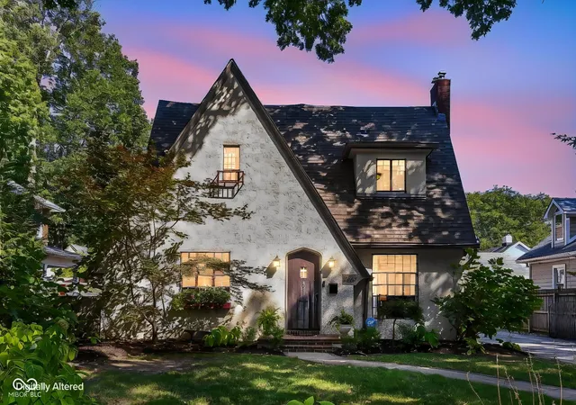 Photo 2 of Sale Pending at 5667 Carrollton Ave, Indianapolis, IN 46220 | MLS# 22126711 | Listing updated on 2026-09-19