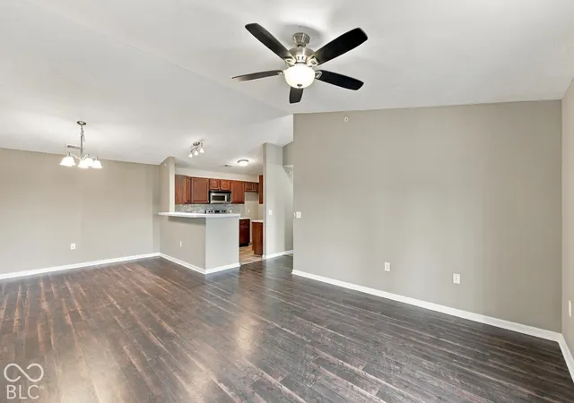 Photo 4 of Condo for sale at 6239 Amber Crk Ln #309, Indianapolis, IN 46237 | MLS# 22126724 | Listing updated on 2026-09-24