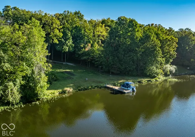 Photo 4 of Sale Pending at 4416 Lakeridge Dr, Indianapolis, IN 46234 | MLS# 22126728 | Listing updated on 2026-10-05