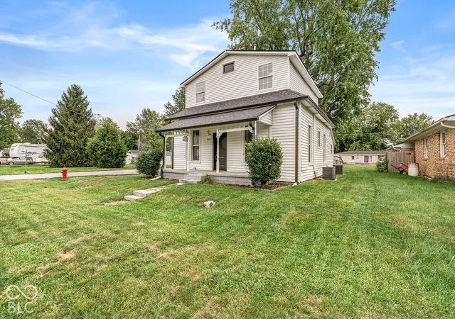 Photo 2 of Single family home for sale at 517 Madison Ave, Arcadia, IN 46030 | MLS# 22126730 | Listing updated on 2026-09-26
