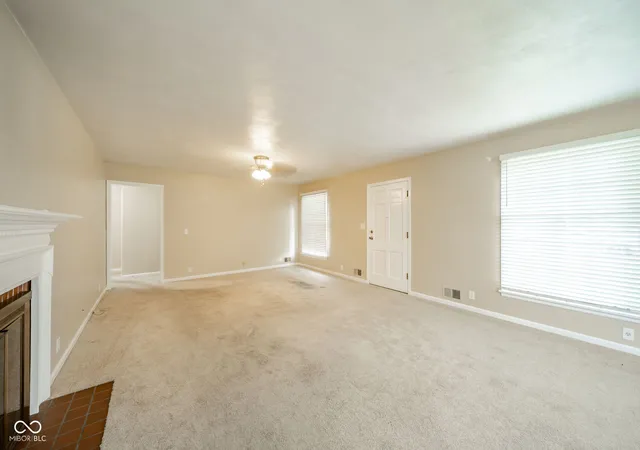 Photo 4 of Single family home for sale at 815 Longfellow Rd, Anderson, IN 46011 | MLS# 22126743 | Listing updated on 2026-09-21