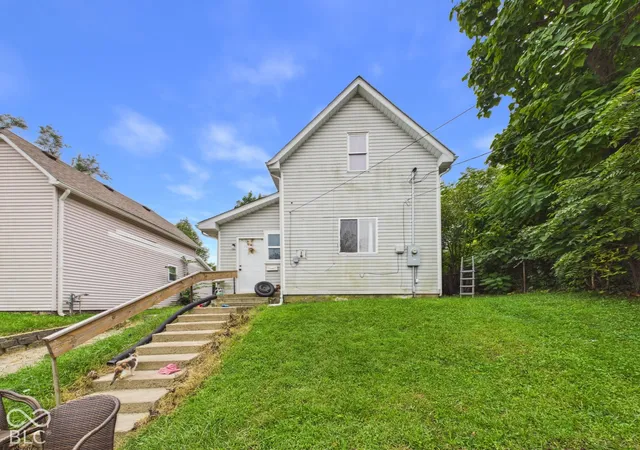 Photo 1 of Multi family home for sale at 1523 W 20th Street, Anderson, IN 46016 | MLS# 22126750 | Listing updated on 2026-09-26