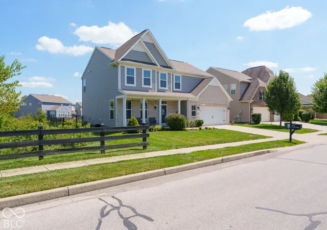 Photo 3 of Single family home for sale at 4331 Fox Holw Blvd, Indianapolis, IN 46239 | MLS# 22126776 | Listing updated on 2026-10-26