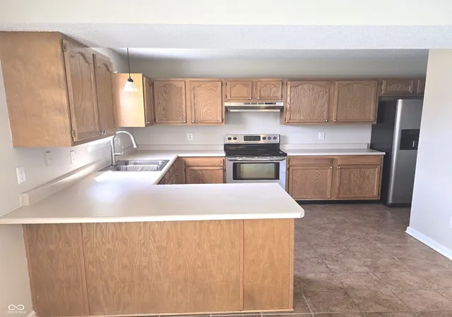 Photo 3 of Sale Pending at 17331 Pine Wood Ln, Westfield, IN 46074 | MLS# 22126782 | Listing updated on 2026-10-09