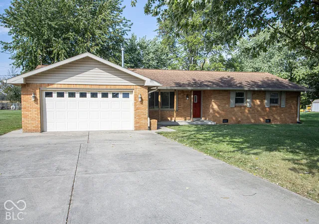 Photo 2 of Single family home for sale at 1150 W 300 North, Anderson, IN 46011 | MLS# 22126791 | Listing updated on 2026-10-05