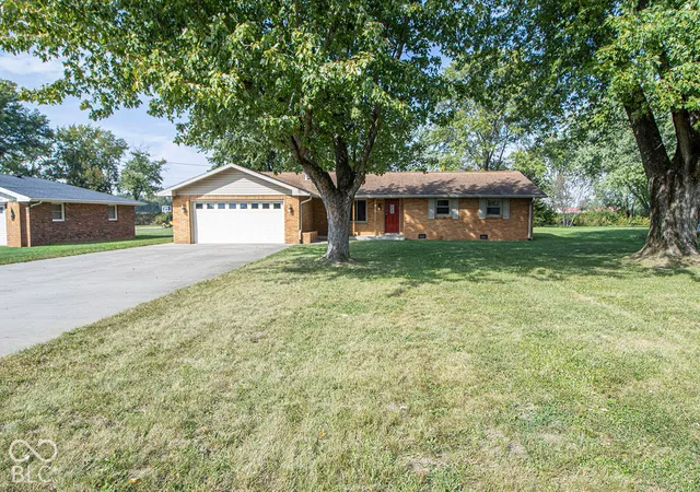 Photo 3 of Single family home for sale at 1150 W 300 North, Anderson, IN 46011 | MLS# 22126791 | Listing updated on 2026-10-05