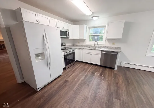 Photo 2 of Single family home for sale at 7836 Wawasee Dr, Indianapolis, IN 46250 | MLS# 22126801 | Listing updated on 2026-10-01
