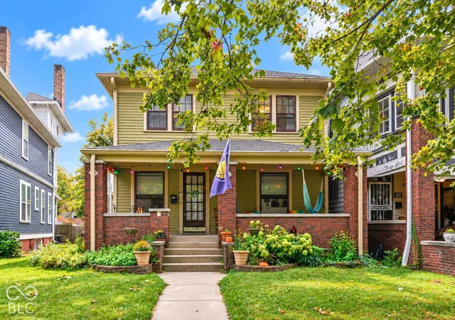 Photo 1 of Single family home for sale at 974 Woodruff Pl E Dr, Indianapolis, IN 46201 | MLS# 22126806 | Listing updated on 2026-10-02