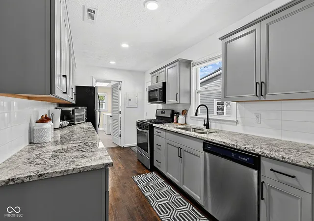 Photo 3 of Sale Pending at 120 Poplar St, Windfall, IN 46076 | MLS# 22126851 | Listing updated on 2026-09-22