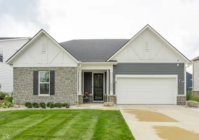 Photo 1 of Single family home for sale at 5059 Maddox Ln, Whitestown, IN 46052 | MLS# 22126876 | Listing updated on 2026-09-21