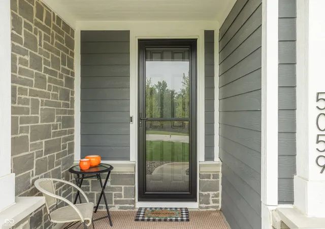 Photo 4 of Single family home for sale at 5059 Maddox Ln, Whitestown, IN 46052 | MLS# 22126876 | Listing updated on 2026-09-21