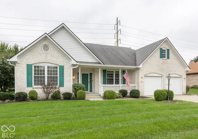 Photo 3 of Single family home for sale at 1539 Copperwood Pl, Carmel, IN 46033 | MLS# 22126880 | Listing updated on 2026-10-08