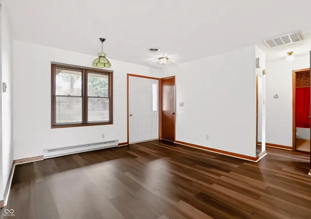 Photo 3 of Single family home for sale at 13291 E Stephen Dr, Elizabethtown, IN 47232 | MLS# 22126886 | Listing updated on 2026-10-05