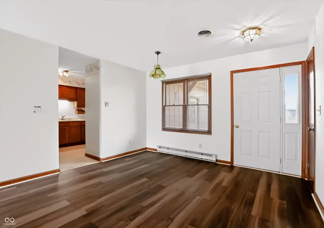 Photo 4 of Single family home for sale at 13291 E Stephen Dr, Elizabethtown, IN 47232 | MLS# 22126886 | Listing updated on 2026-10-05