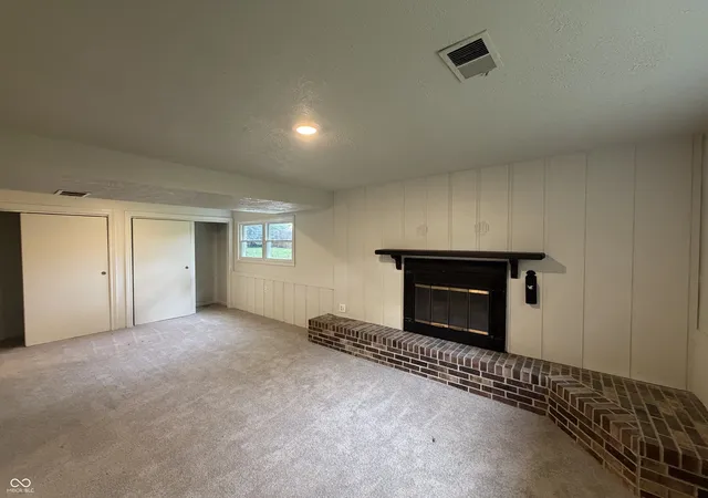 Photo 3 of Single family home for sale at 100 Cramer Pl, Martinsville, IN 46151 | MLS# 22126887 | Listing updated on 2026-10-02