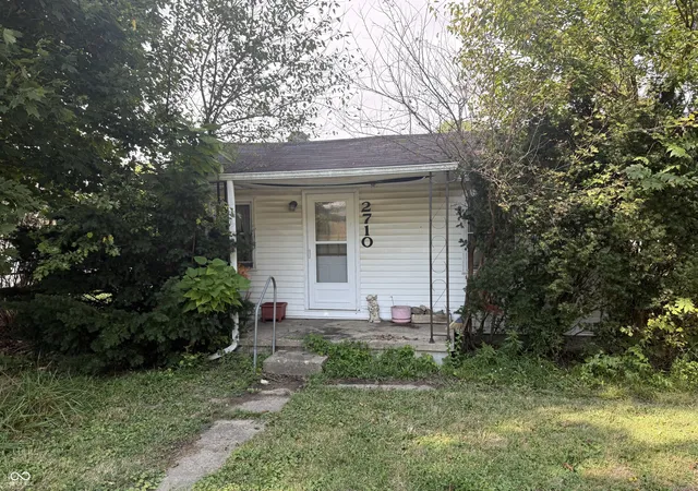 Single family home for sale at 2710 Sycamore, New Castle, IN 47362 | MLS# 22126889