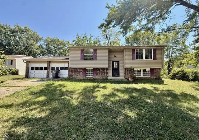 Photo 1 of Single family home for sale at 1631 Whistler, Indianapolis, IN 46229 | MLS# 22126892 | Listing updated on 2026-09-20