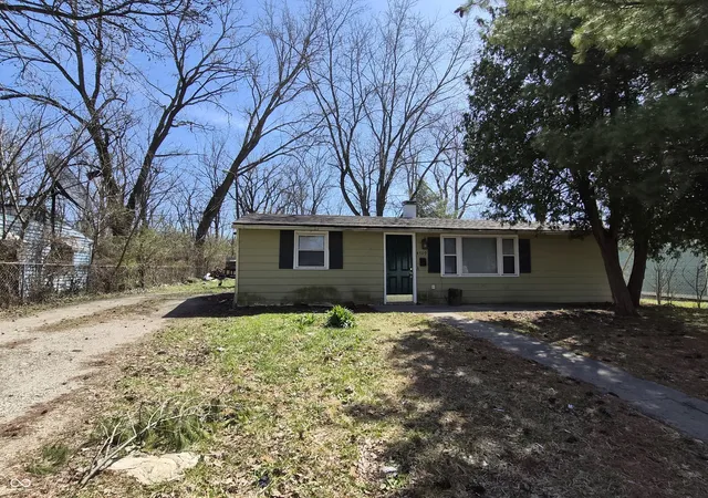 Photo 1 of Single family home for sale at 4709 Ribble Rd, Indianapolis, IN 46218 | MLS# 22126893 | Listing updated on 2026-10-21