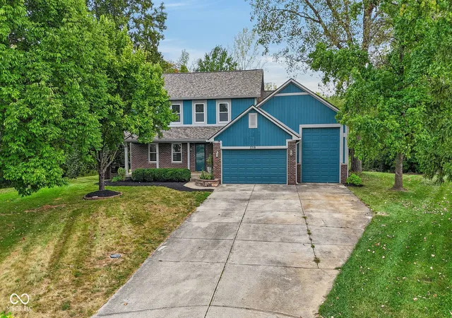 Photo 1 of Sale Pending at 7719 Golf Clb Ct, Indianapolis, IN 46236 | MLS# 22126896 | Listing updated on 2026-09-30