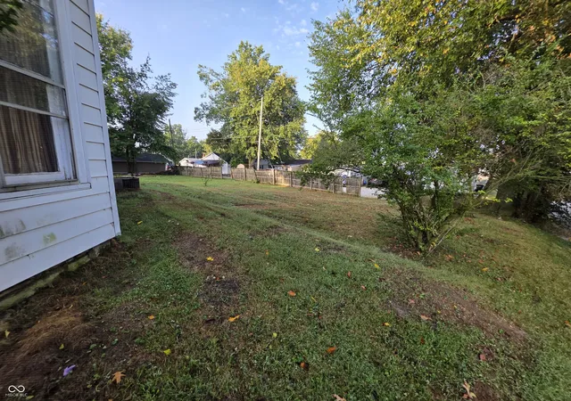 Photo 3 of Sale Pending at 123 E Ridge, Brazil, IN 47834 | MLS# 22126907 | Listing updated on 2026-10-03
