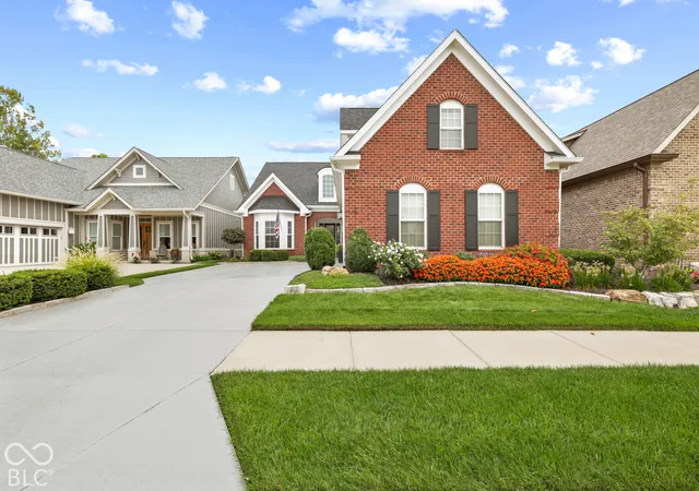 Photo 1 of Single family home for sale at 15112 Kampen Cir, Carmel, IN 46033 | MLS# 22126908 | Listing updated on 2026-10-01