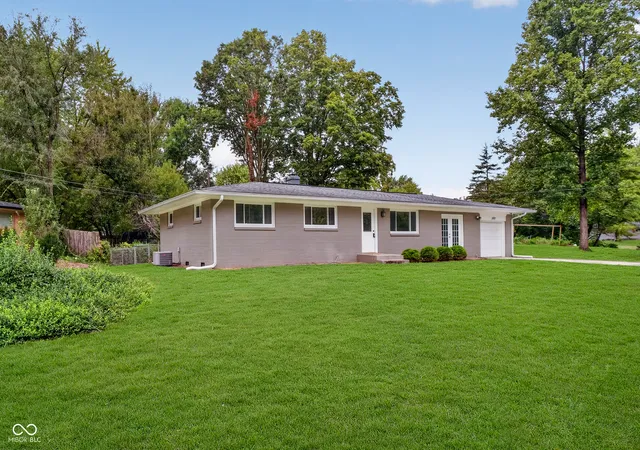 Photo 2 of Single family home for sale at 1160 Birnam Woods Trl, Carmel, IN 46280 | MLS# 22126910 | Listing updated on 2026-09-22