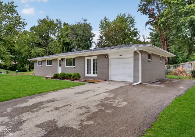 Photo 3 of Single family home for sale at 1160 Birnam Woods Trl, Carmel, IN 46280 | MLS# 22126910 | Listing updated on 2026-09-22