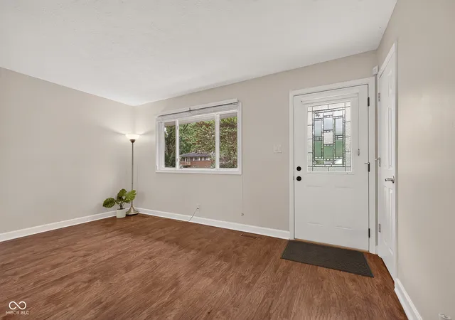 Photo 3 of Single family home for sale at 1160 Birnam Woods Trl, Carmel, IN 46280 | MLS# 22126910 | Listing updated on 2026-09-22