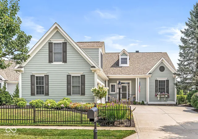 Photo 1 of Single family home for sale at 734 Hanover Close, Zionsville, IN 46077 | MLS# 22126913 | Listing updated on 2026-09-24