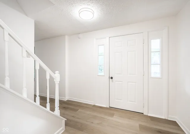 Photo 3 of Single family home for sale at 9320 Thornwood Dr, Indianapolis, IN 46250 | MLS# 22126919 | Listing updated on 2026-09-22