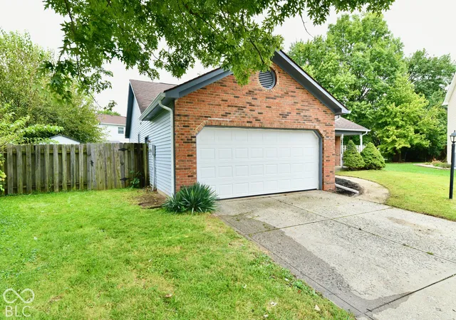 Photo 3 of Single family home for sale at 710 Sunglow Cir, Indianapolis, IN 46231 | MLS# 22126921 | Listing updated on 2026-09-26