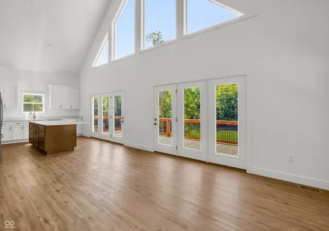 Photo 4 of Single family home for sale at 1318 Forest Grv Ln, North Vernon, IN 47265 | MLS# 22126941 | Listing updated on 2026-09-21