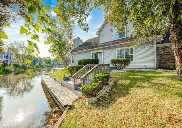 Photo 2 of Single family home for sale at 3269 Eddy Ct, Indianapolis, IN 46214 | MLS# 22126943 | Listing updated on 2026-10-01